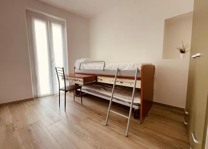 Apartament House Vercurago