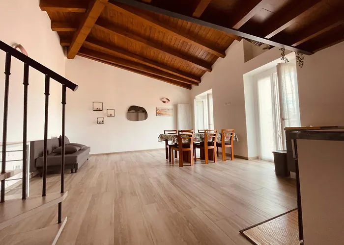 Διαμέρισμα House